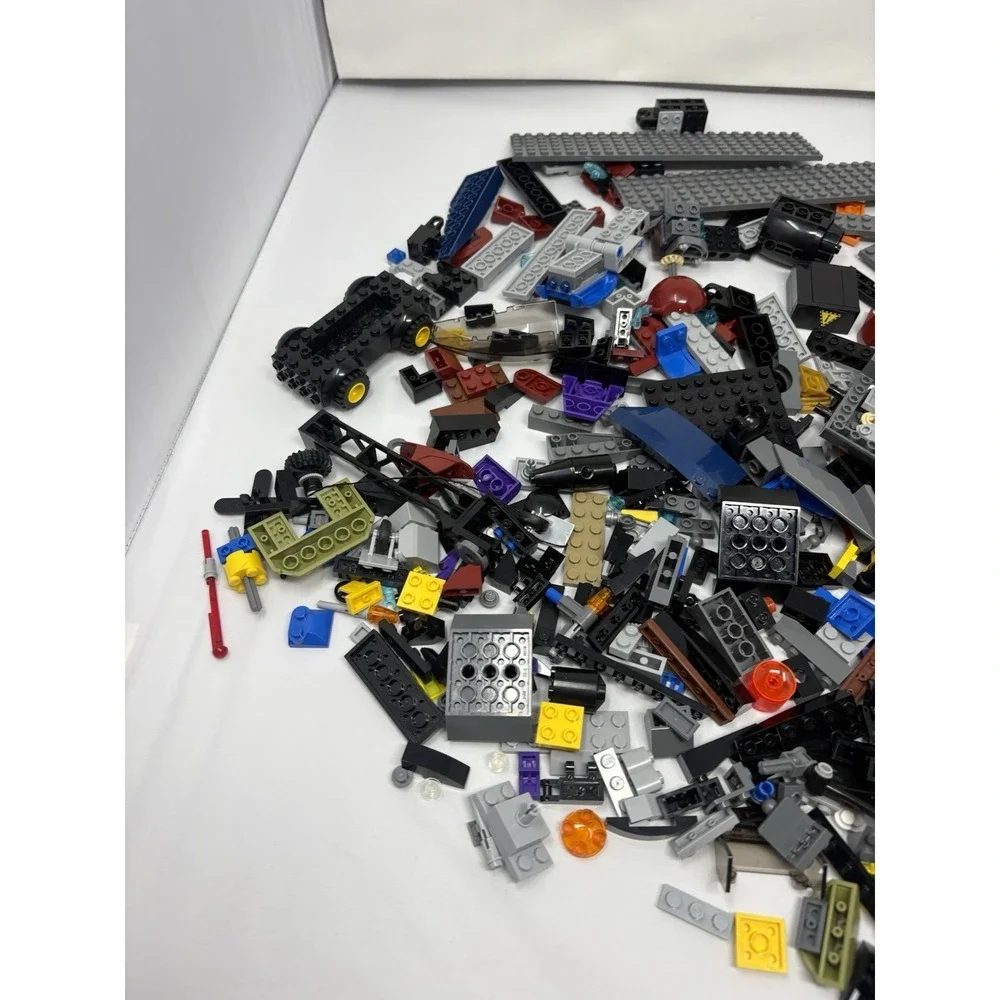 LEGO Dark Bulk Lot Random Bricks Pieces Parts Mixed 2 Lbs 2 Oz - Picture 5 of 6